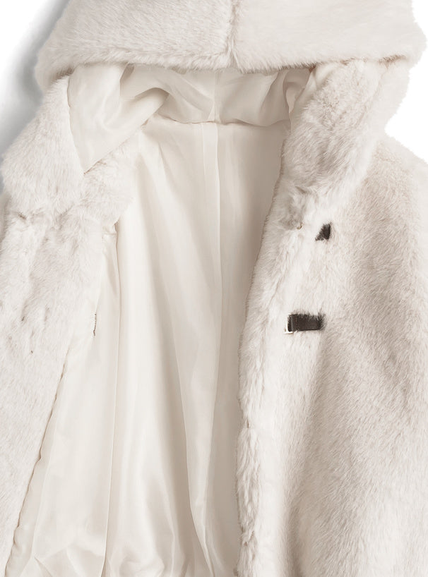 日本直送 [預購] 蝴蝶౨ৎ鈕扣·帶帽·保暖毛毛外套 ◍ 2色入