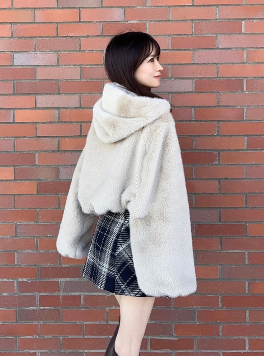 日本直送 [預購] 蝴蝶౨ৎ鈕扣·帶帽·保暖毛毛外套 ◍ 2色入