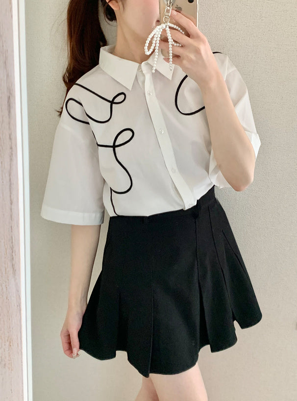 日本直送 [預購] 刺繡線條·帶領恤衫 ◍ 2色入