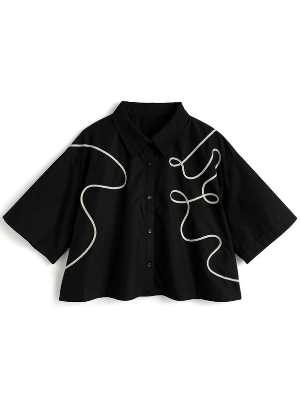 日本直送 [預購] 刺繡線條·帶領恤衫 ◍ 2色入