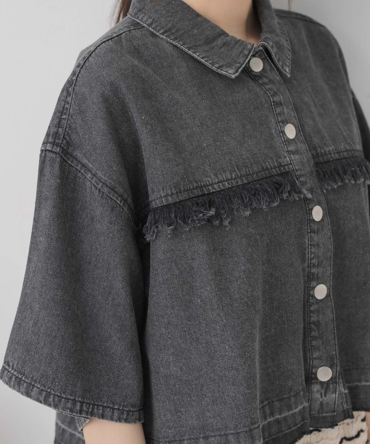 日本直送 [預購] 前後流蘇·牛仔恤衫 ◍ 2色入
