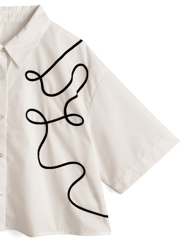 日本直送 [預購] 刺繡線條·帶領恤衫 ◍ 2色入