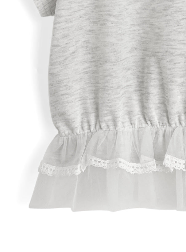 日本直送 [預購] 刺繡౨ৎ文字Logo 紗紗下擺·拼接棉料上衣 ◍ 2色入