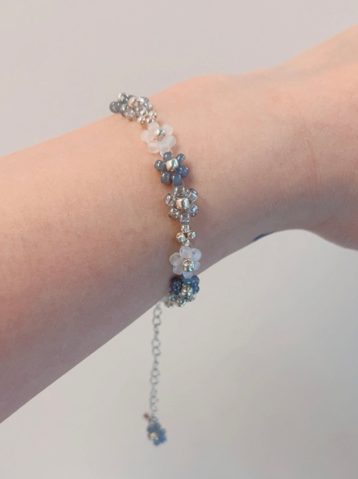 Made in Korea [現貨 /預購]✿ KR Floral Bracelet ◍ Steel Blue