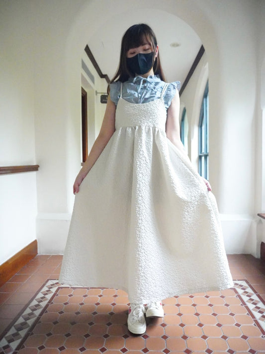 日本直送 [預購]  花花吊帶裙 (白色)