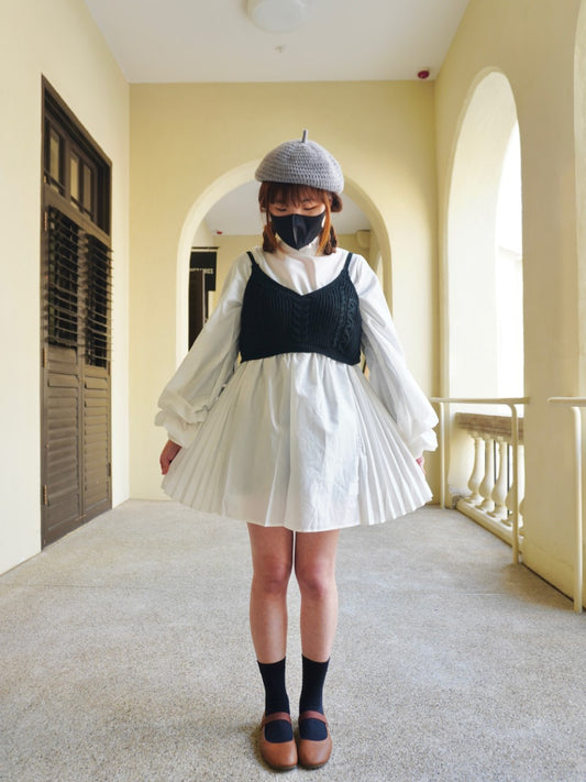 日本直送 [現貨]  一套2件setup ⇉ 白色恤裙➕針織背心 (黑色)